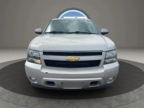 More photos of 2007 Chevrolet Suburban 1500 LTZ Sport Utility 4D at JT Wholesale Auto, Inc., OK