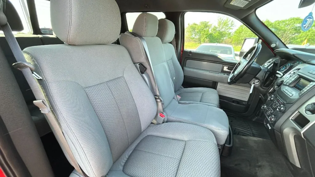 Ford F-150 photo 43