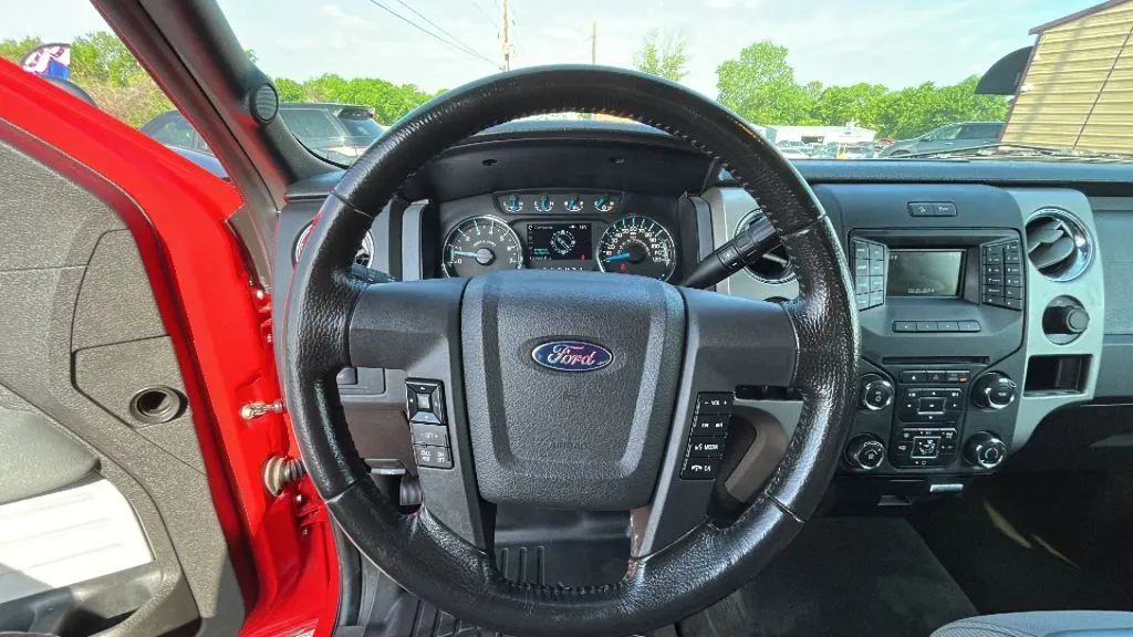 Ford F-150 photo 13