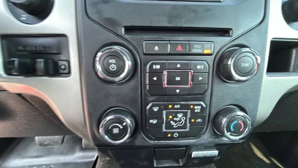 Ford F-150 photo 21