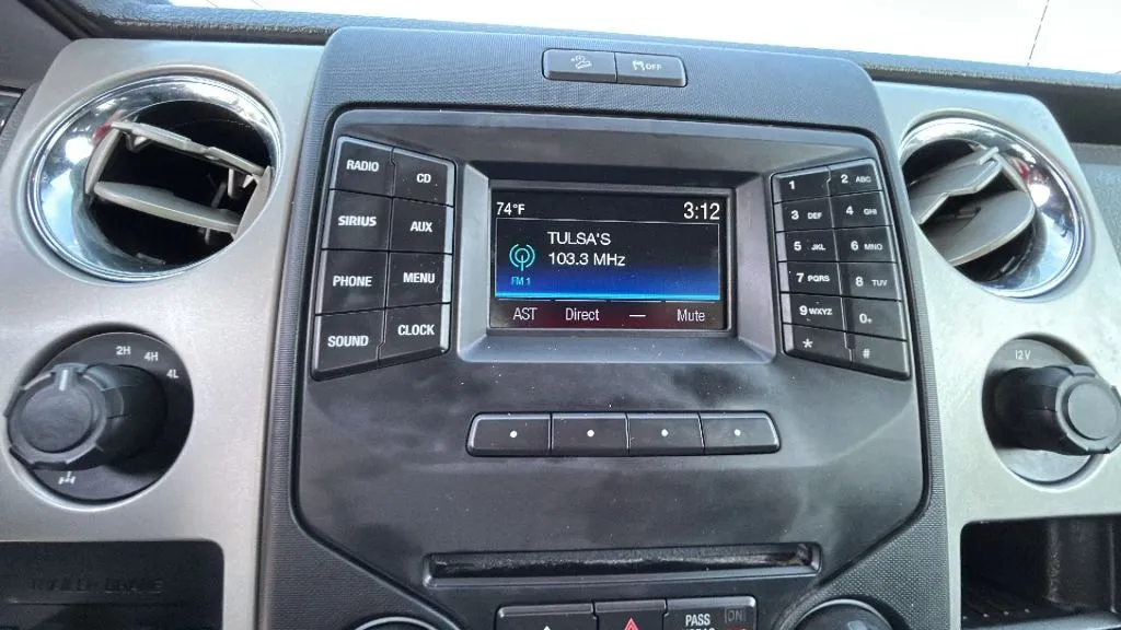 Ford F-150 photo 27