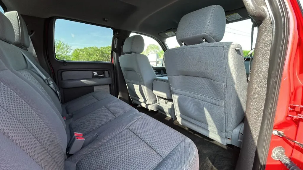 Ford F-150 photo 38