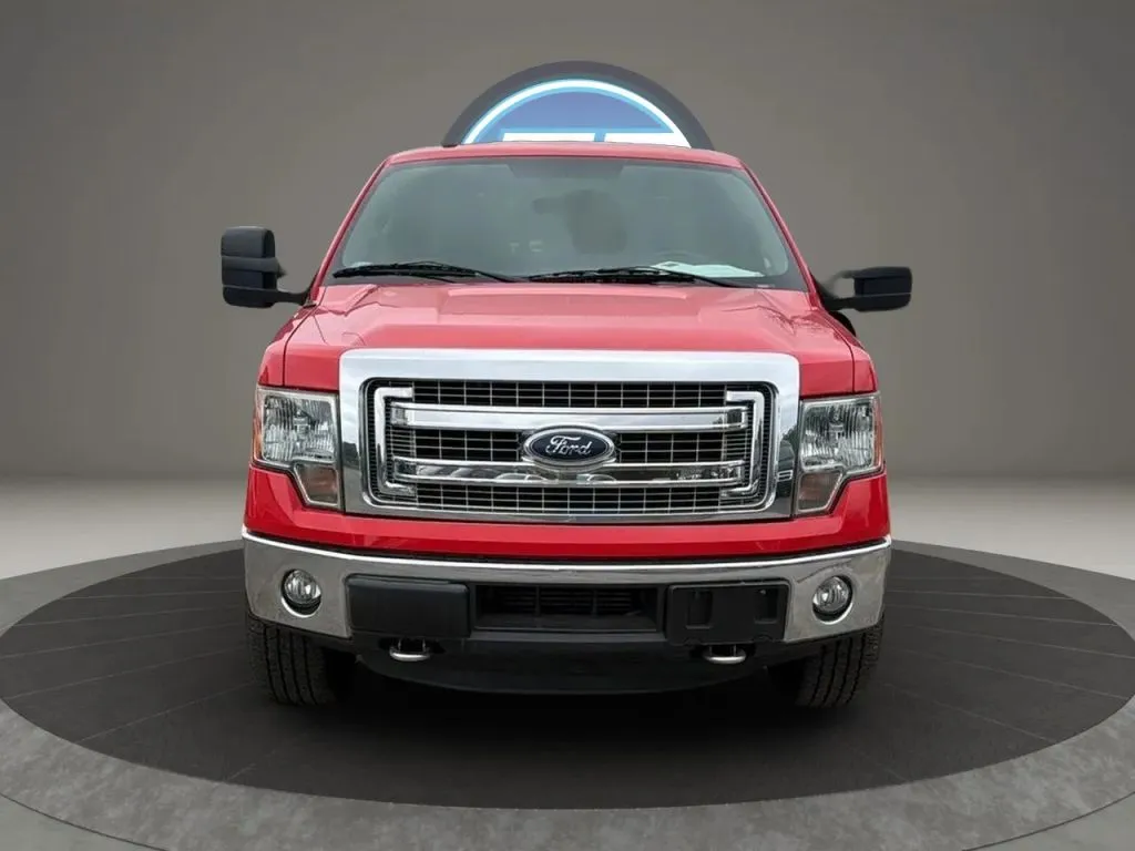 Ford F-150 photo 6
