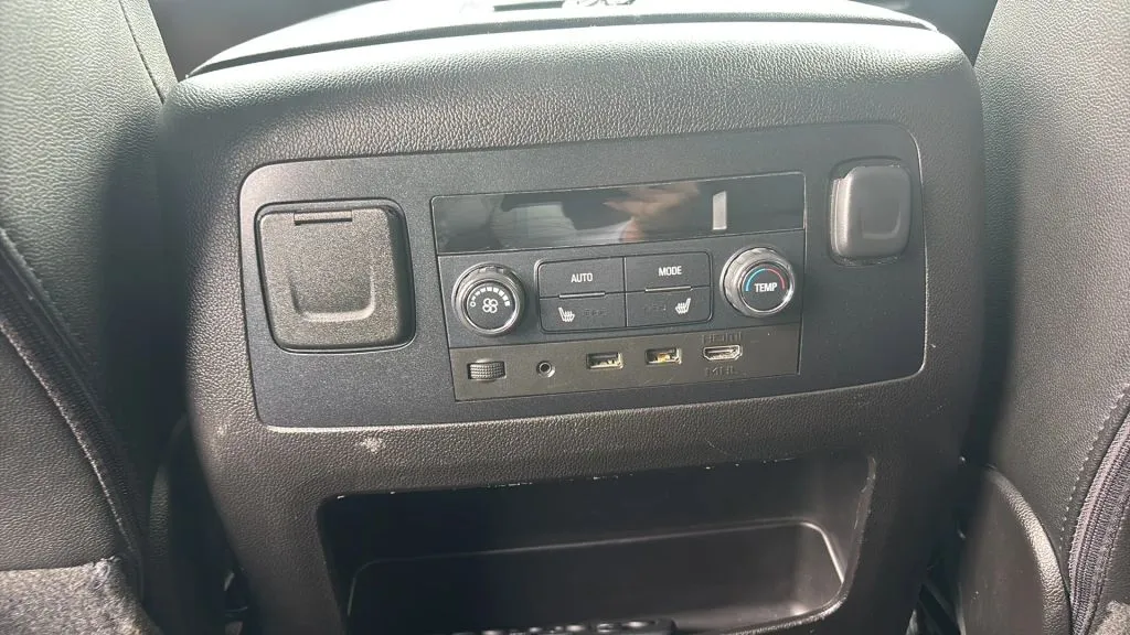 Chevrolet Tahoe photo 20