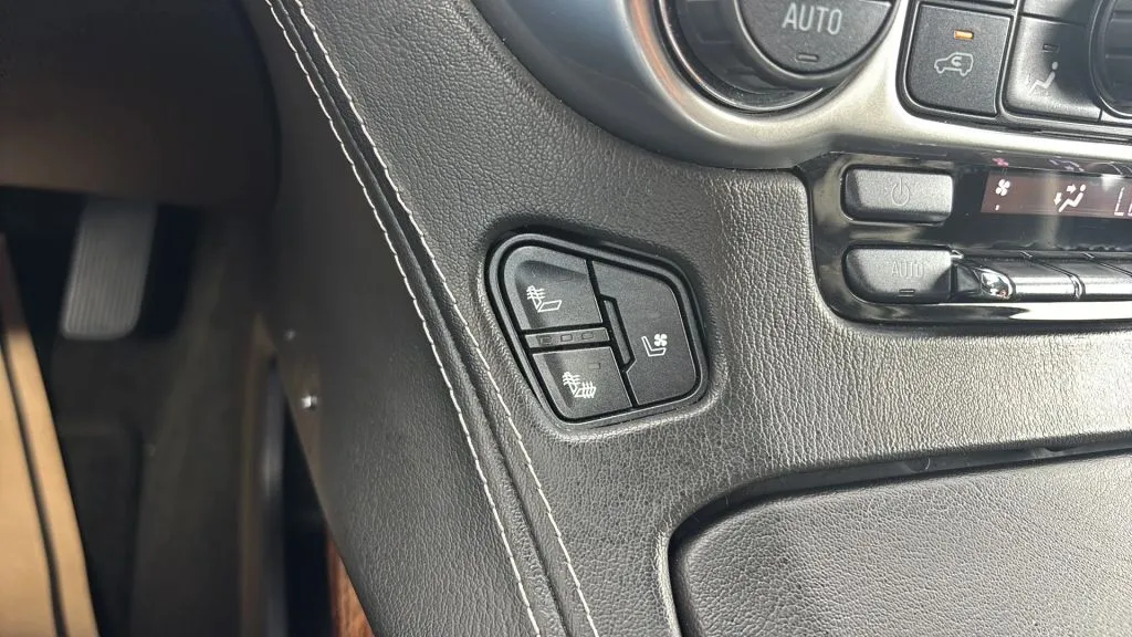 Chevrolet Tahoe photo 33
