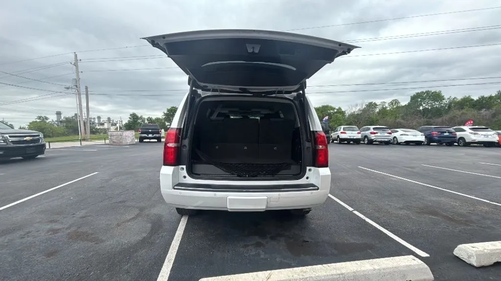 Chevrolet Tahoe photo 19