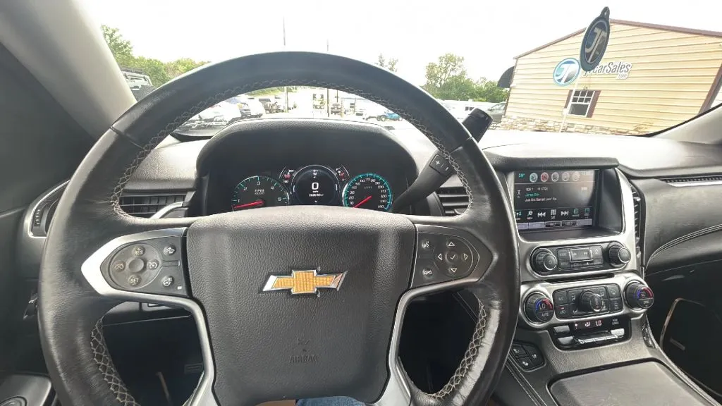 Chevrolet Tahoe photo 34