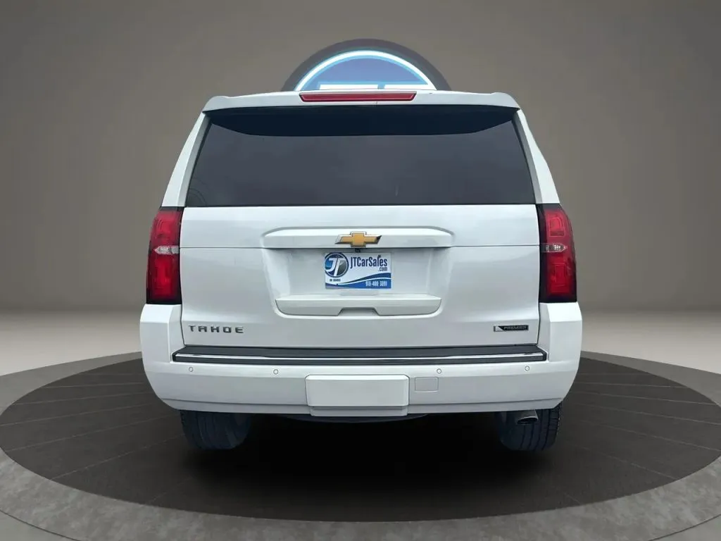 Chevrolet Tahoe photo 8