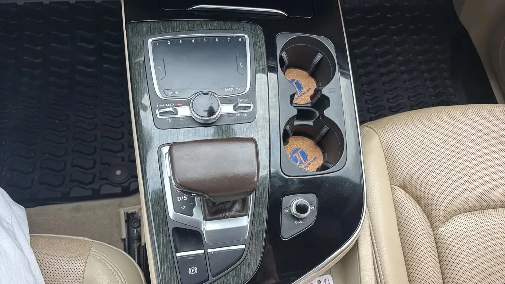 Audi Q7 photo 20