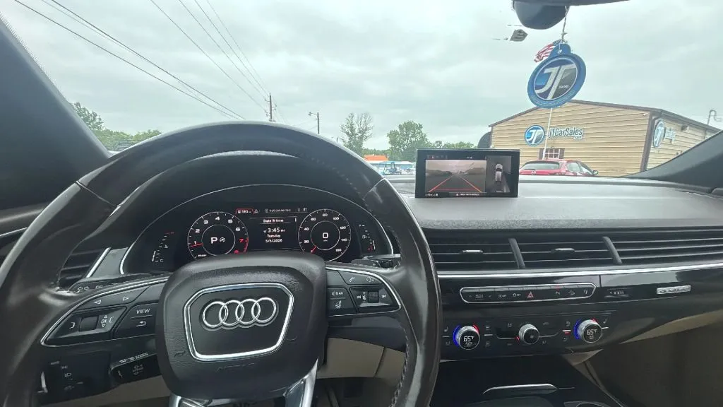 Audi Q7 photo 17