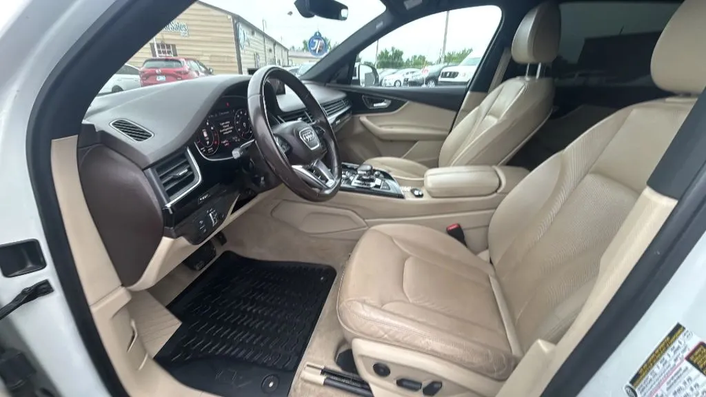 Audi Q7 photo 22
