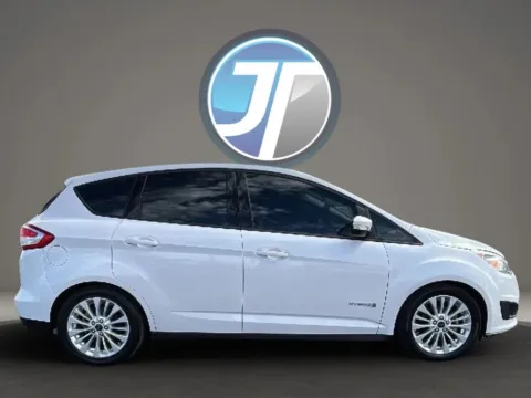 More photos of 2017 Ford C-MAX Hybrid SE Wagon 4D at JT Wholesale Auto, Inc., OK
