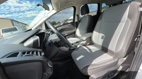 Photos of 2017 Ford C-MAX Hybrid SE Wagon 4D for sale in Broken Arrow, OK at JT Wholesale Auto, Inc.