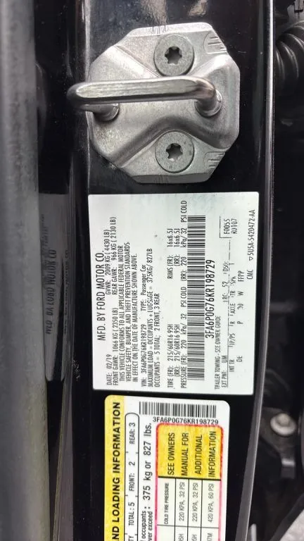 Ford Fusion photo 32