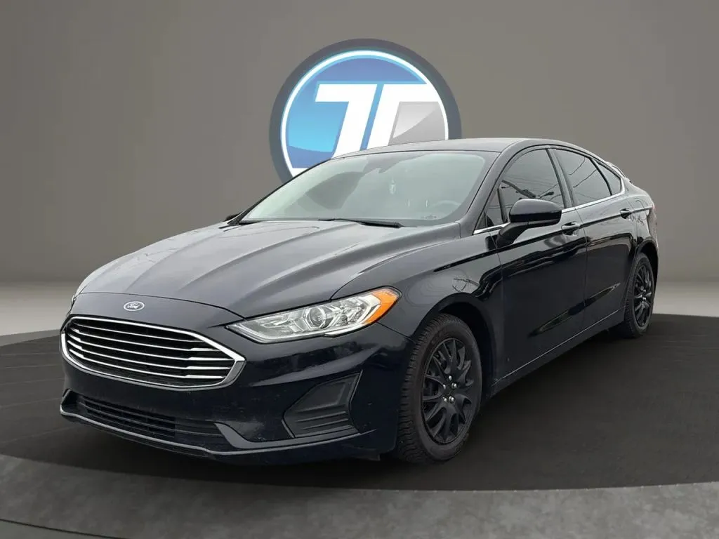 Ford Fusion photo 22