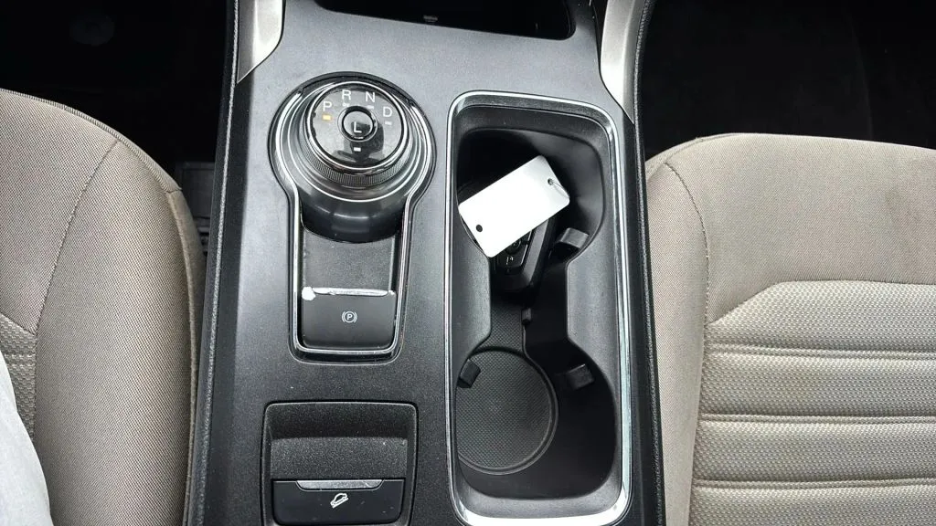 Ford Fusion photo 16