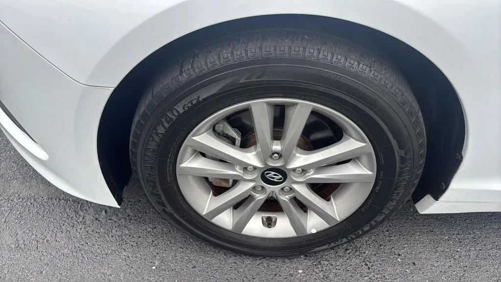 Hyundai Sonata photo 30