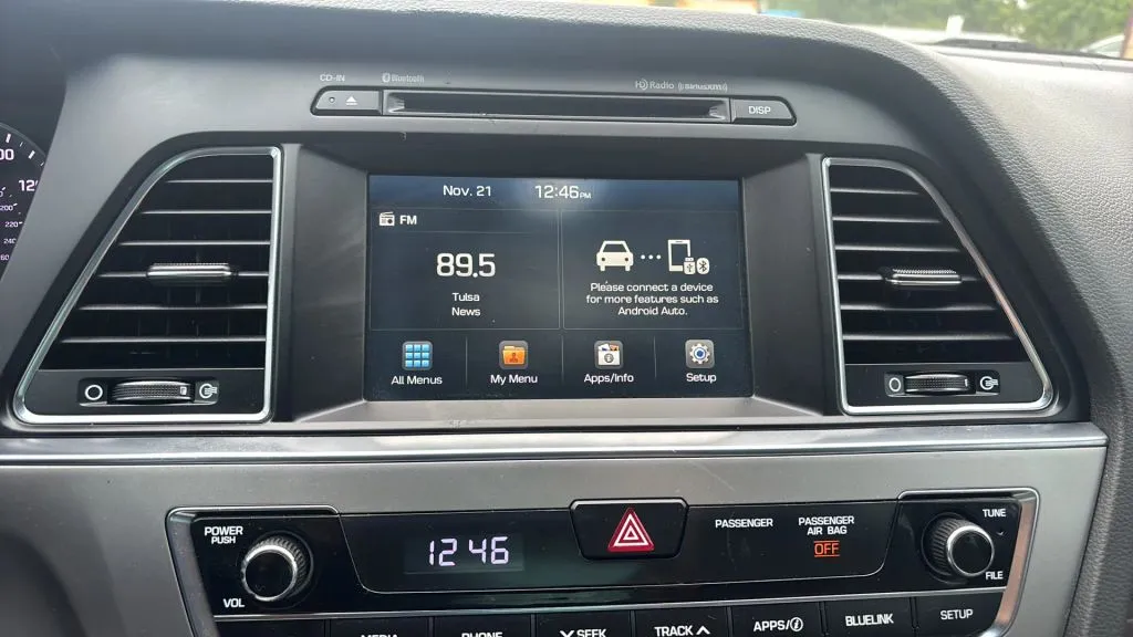 Hyundai Sonata photo 5