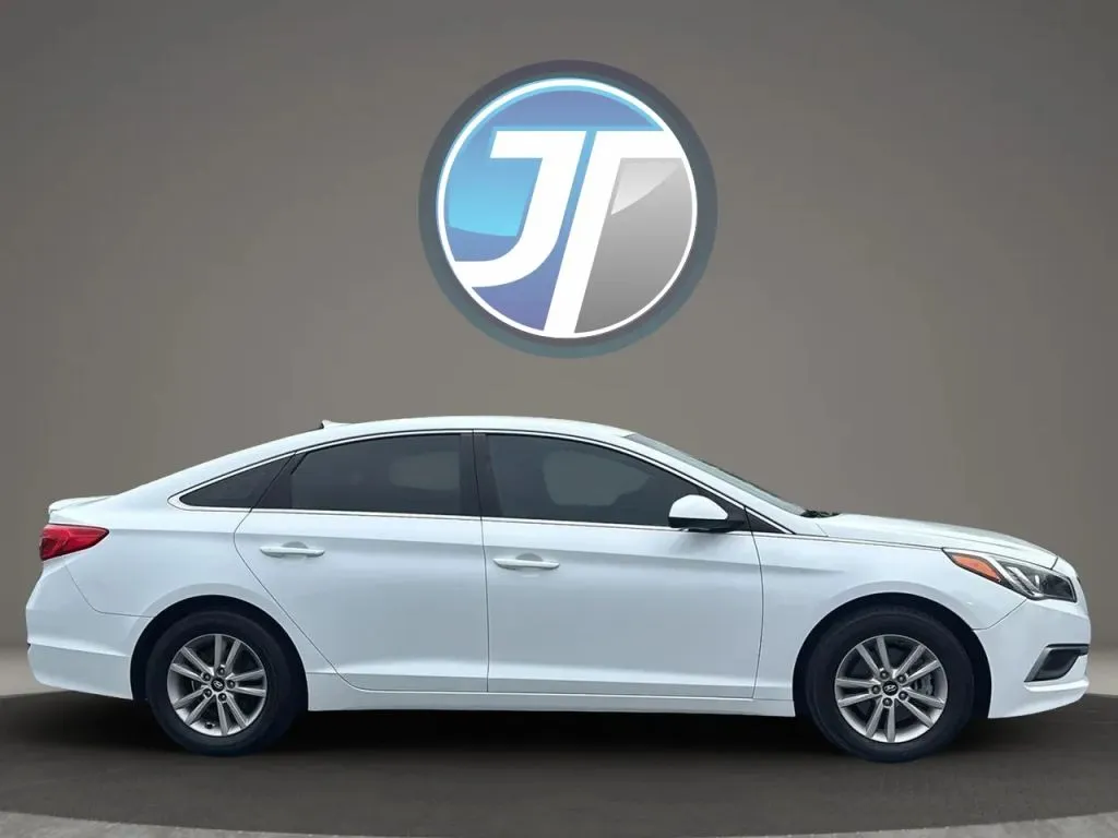 Hyundai Sonata photo 12