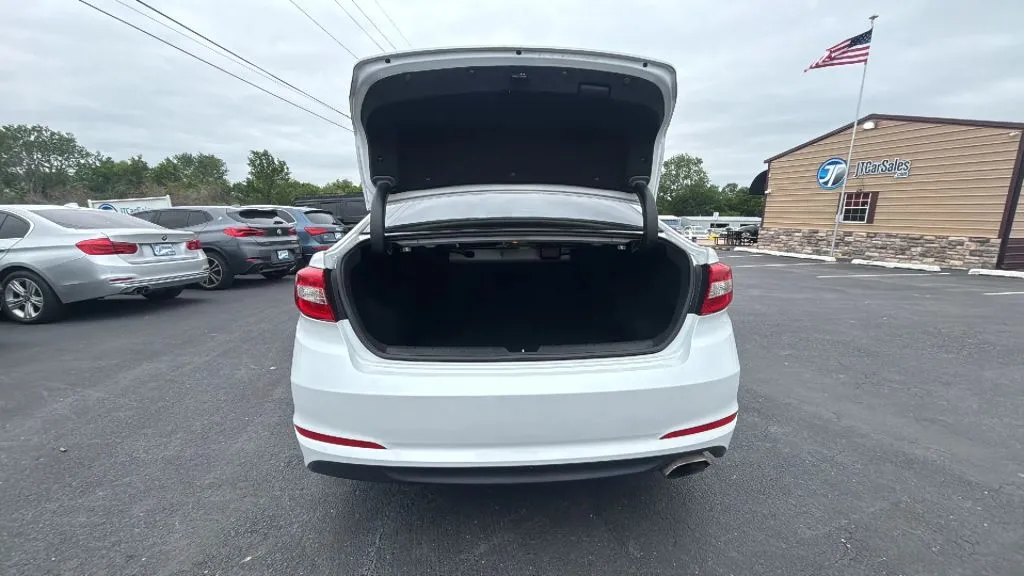 Hyundai Sonata photo 23