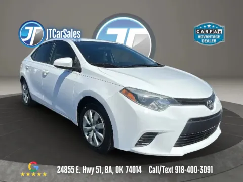 White 2016 Toyota Corolla LE Sedan 4D for sale in Broken Arrow, OK