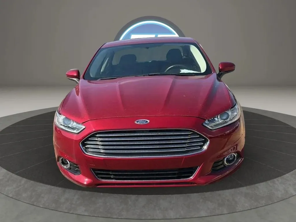Ford Fusion photo 24