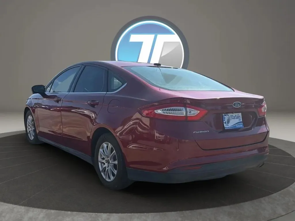 Ford Fusion photo 7