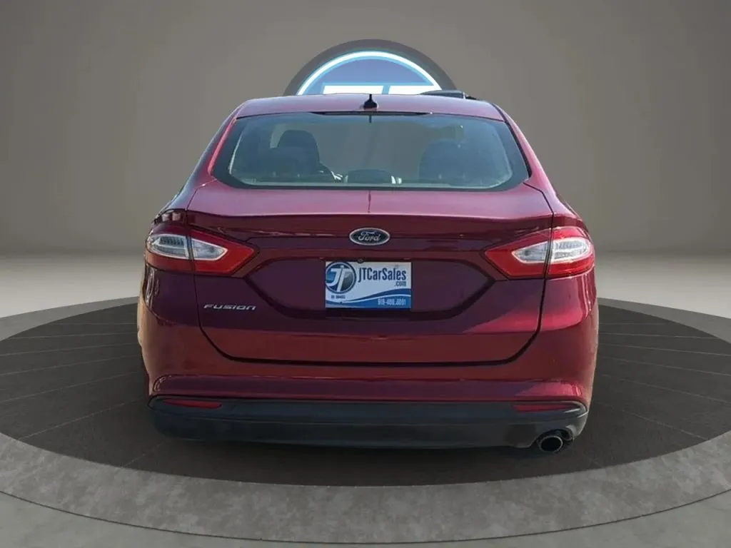 Ford Fusion photo 15