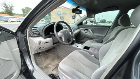 Photos of 2007 Toyota Camry Hybrid Sedan 4D for sale in Broken Arrow, OK at JT Wholesale Auto, Inc.