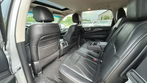 More photos of 2015 INFINITI QX60 3.5 Sport Utility 4D at JT Wholesale Auto, Inc., OK