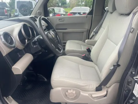 More photos of 2010 Honda Element EX Sport Utility 4D at JT Wholesale Auto, Inc., OK