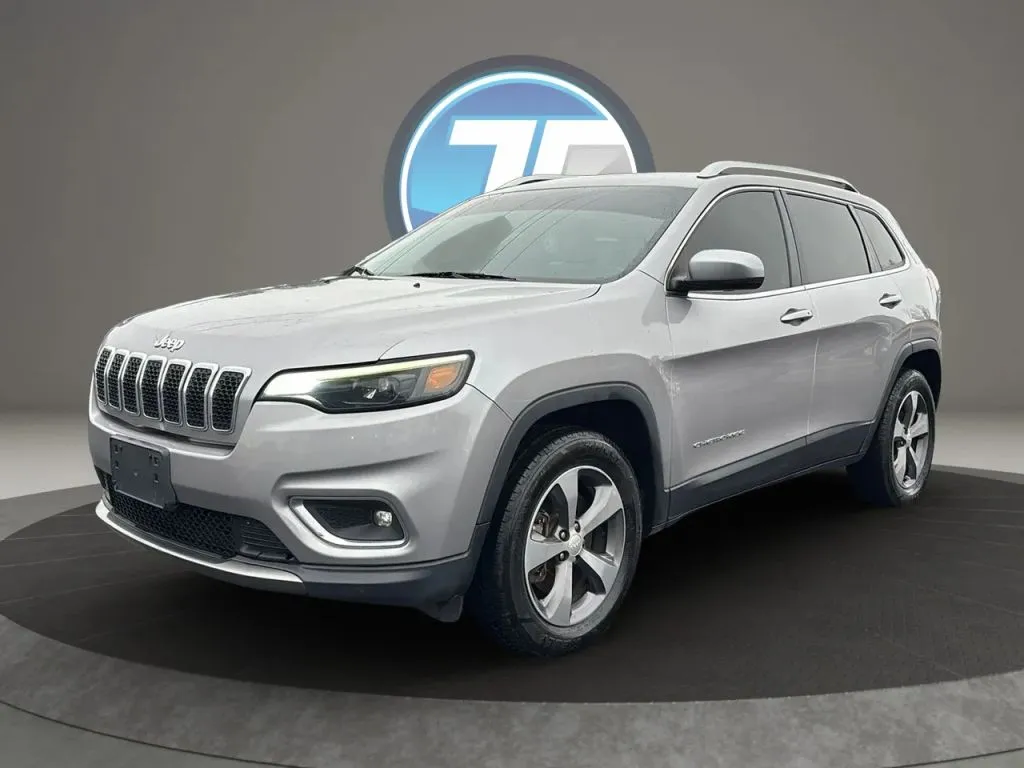 Jeep Cherokee photo 7