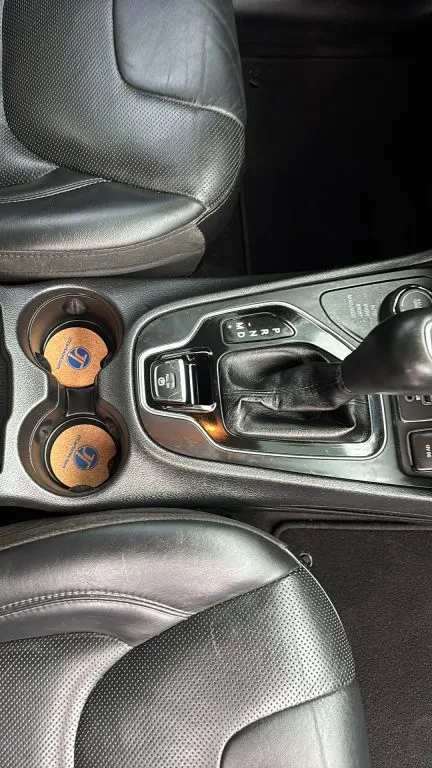 Jeep Cherokee photo 19