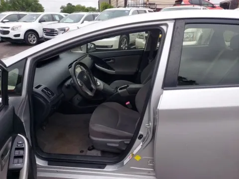 Photos of 2013 Toyota Prius Two Hatchback 4D for sale in Broken Arrow, OK at JT Wholesale Auto, Inc.