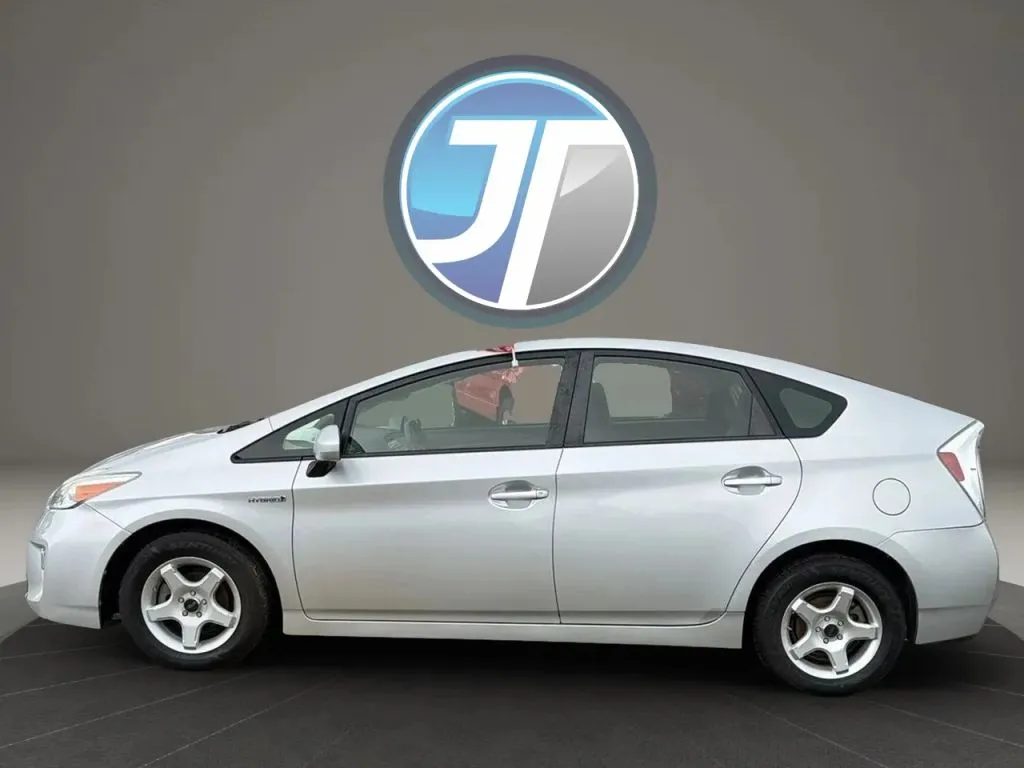 Toyota Prius photo 15
