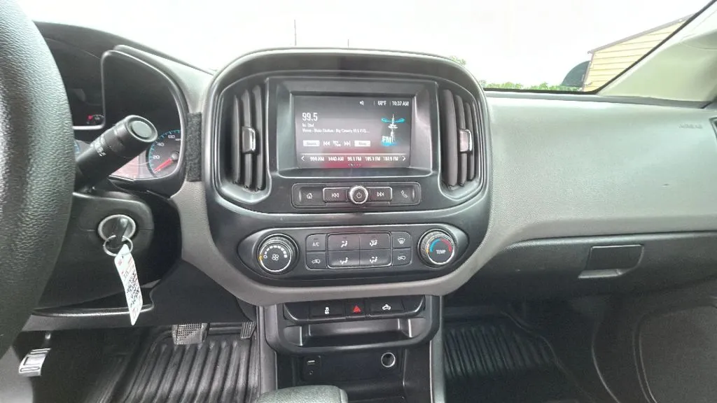 Chevrolet Colorado photo 23