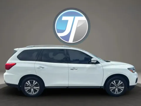 Photos of 2020 Nissan Pathfinder S Sport Utility 4D for sale in Broken Arrow, OK at JT Wholesale Auto, Inc.