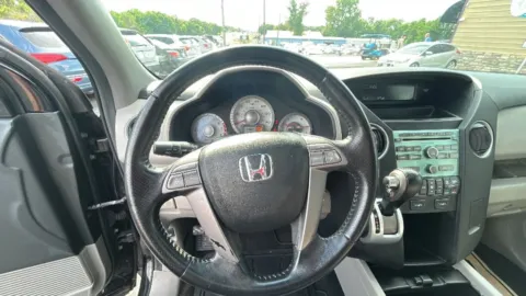 More photos of 2010 Honda Pilot EX-L Sport Utility 4D at JT Wholesale Auto, Inc., OK