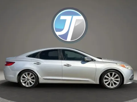 Another view of 2016 Hyundai Azera Limited Sedan 4D for sale in Broken Arrow, OK at JT Wholesale Auto, Inc.