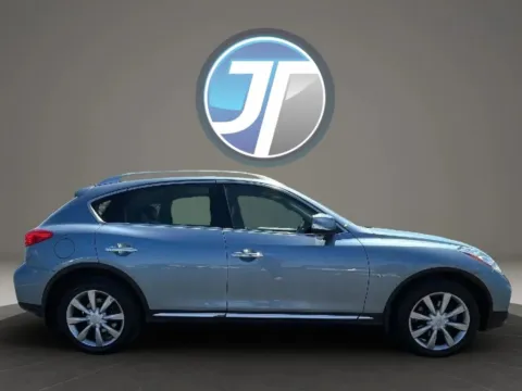 Photos of 2017 INFINITI QX50 Sport Utility 4D for sale in Broken Arrow, OK at JT Wholesale Auto, Inc.