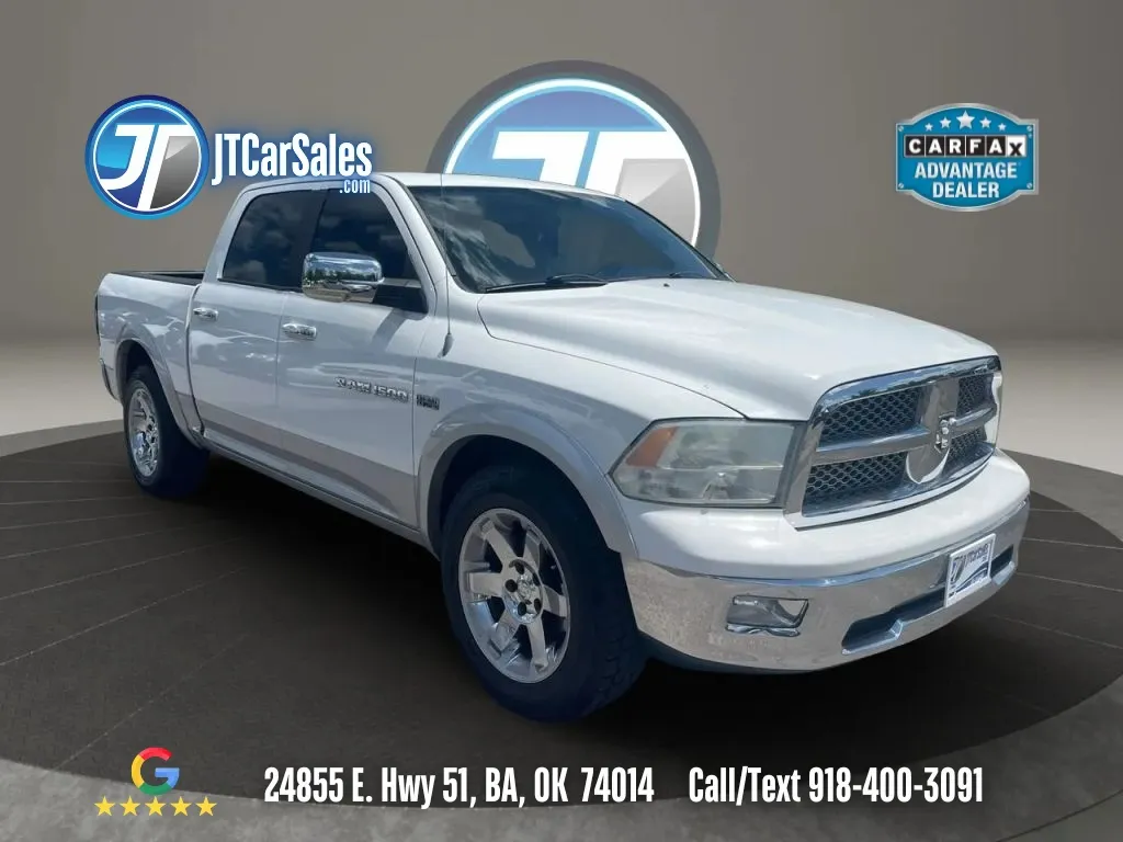 2012 RAM 1500 Laramie Crew Cab's photo