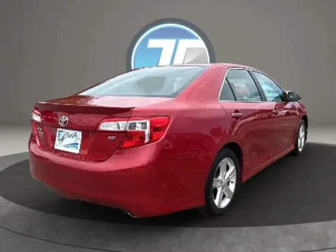 Another view of 2014 Toyota Camry SE Sedan 4D for sale in Broken Arrow, OK at JT Wholesale Auto, Inc.