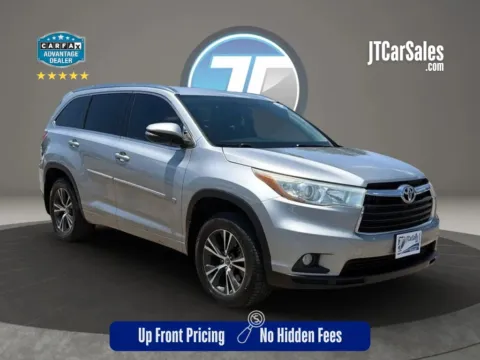 Silver 2016 Toyota Highlander XLE Sport Utility 4D for sale in Broken Arrow, OK