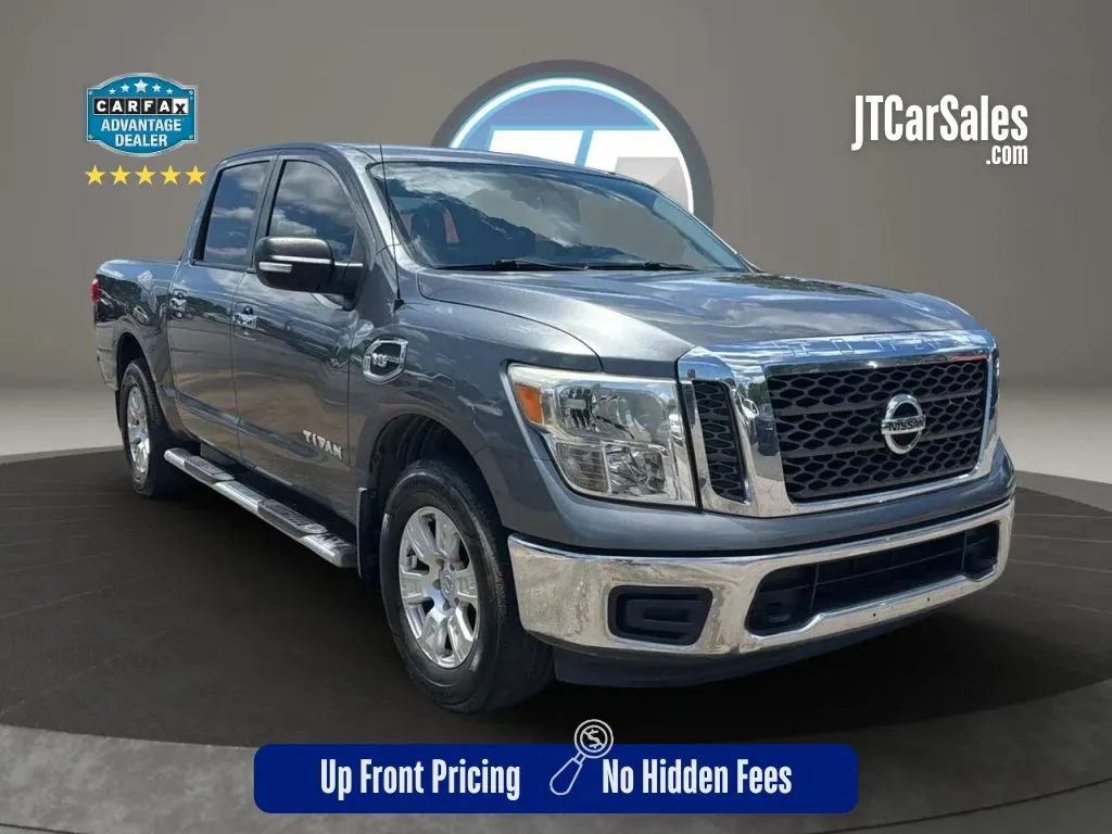 Gray 2017 Nissan Titan Crew Cab SV Pickup 4D 5 1/2 ft for sale in Broken Arrow, OK