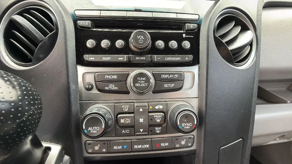 Honda Pilot photo 25