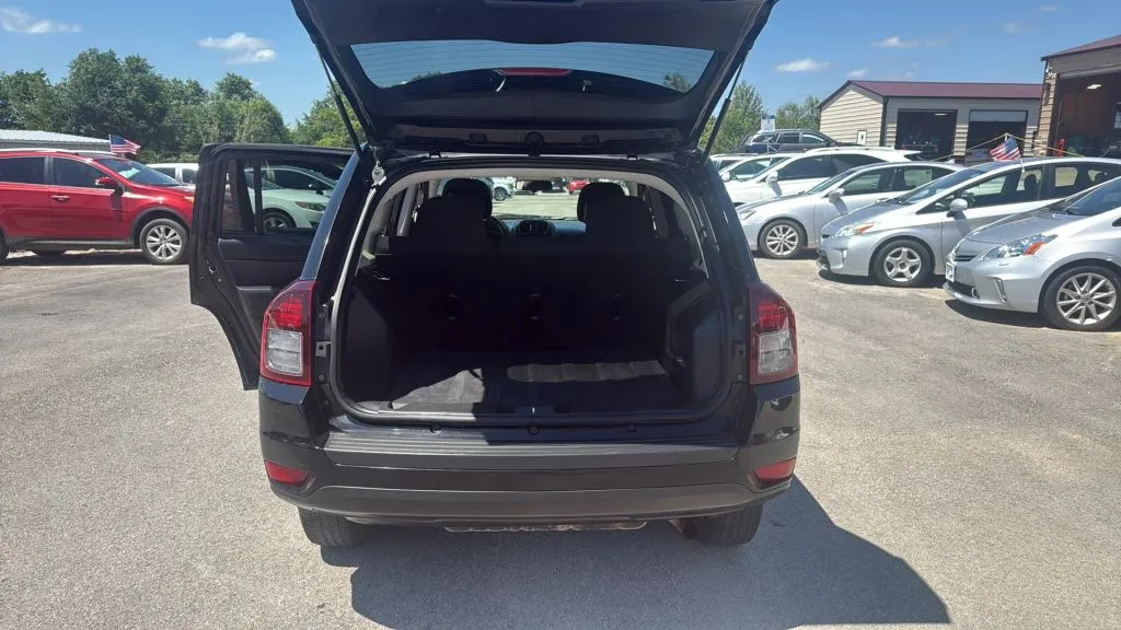 Jeep Compass photo 23