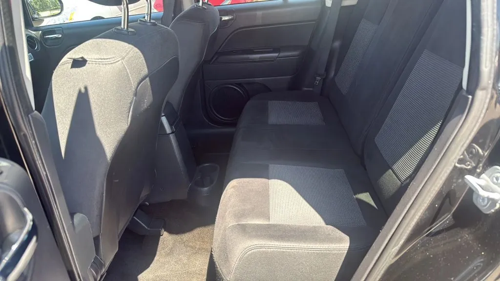 Jeep Compass photo 14