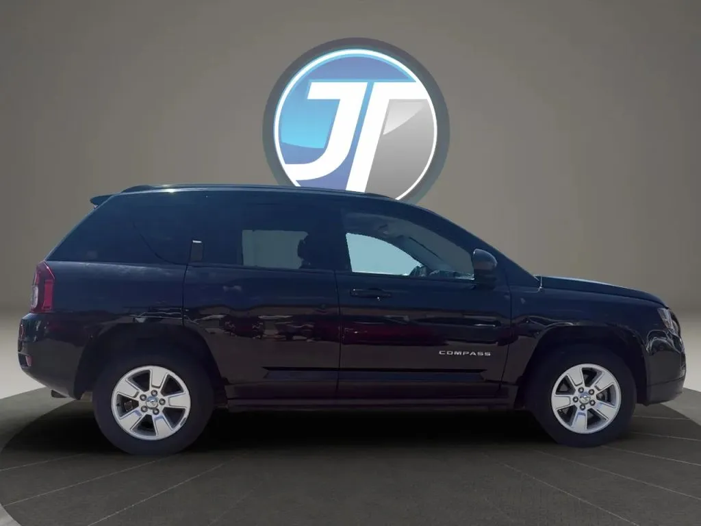 Jeep Compass photo 8