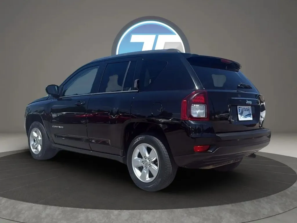 Jeep Compass photo 4