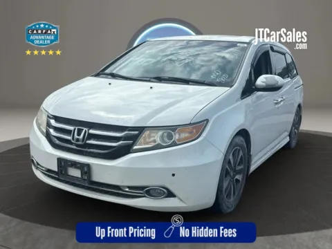 White 2015 Honda Odyssey Touring Minivan 4D for sale in Broken Arrow, OK